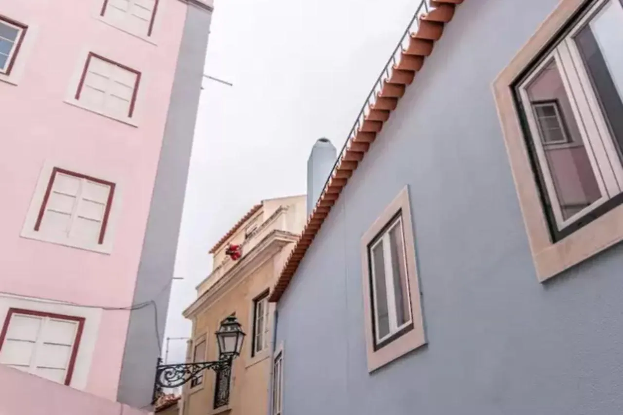 S. Louren By Bnblord Lisbon